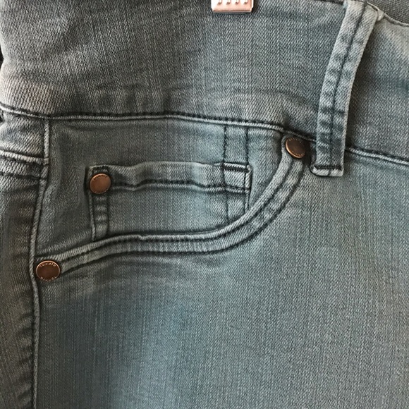 Torrid High Rise Jegging Jeans - Picture 9 of 10